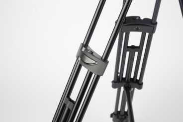 Swit TOWER100, Aluminum Camera Tripod KIT, TH100A Fluid Video Head, Mid-level Spreader, 10kg Payload, Soft Bag