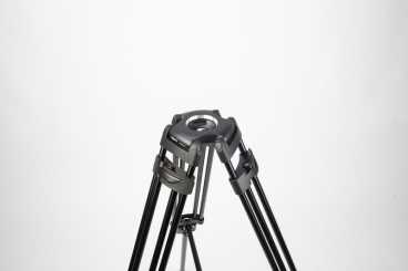 Swit TOWER100, Aluminum Camera Tripod KIT, TH100A Fluid Video Head, Mid-level Spreader, 10kg Payload, Soft Bag