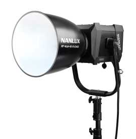 NANLUX Evoke 2400B ST-Kit Bi-Color LED COB Studio-Scheinwerfer 2700K - 6500K, Trolley Case Kit