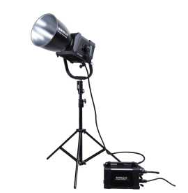 Preview: NANLUX Evoke 2400B ST-Kit Bi-Color LED COB Studio-Scheinwerfer 2700K - 6500K, Trolley Case Kit