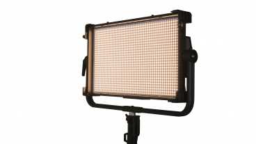 NANLUX Dyno 650C, Multifunktions Flächenleuchte RGBWW LED 650W / 2700K - 20000K, 2.649 Lux @ 3m