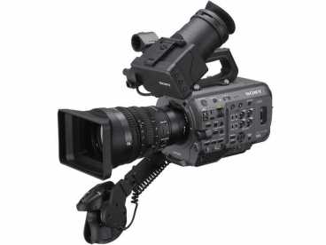 SONY PXW-FX9VK mit SELP28135G Vollformat 6K XDCAM Exmor-R Kamera und E-Mount