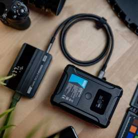 Newell BP-95LCD, V-Mount Li-Ion Akku 99 Wh/14,4 Volt / 7,0 Ah, USB-Ausgang: 5 V, 3 A, LCD Anzeige