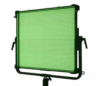 NANLUX Dyno 1200C, Flächenleuchte RGBWW LED, 2.700 K - 20.000 K, 5.596 Lux @ 3m (5.600 K)