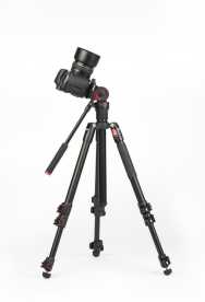 Swit MUF50 Aluminum Camera Tripod KIT, with SWIT TH50 Fluid Video Head, 5kg Payload, Soft Bag