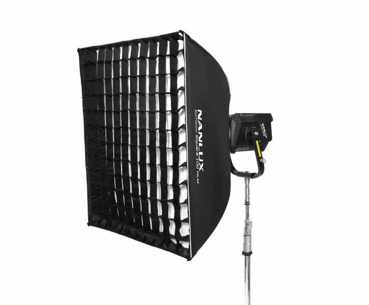 NANLUX Evoke 1200B ST-KIT Bi-Color, Studio-Scheinwerfer Kit Evoke 1200B, inkl. Transportkoffer (Trolley)