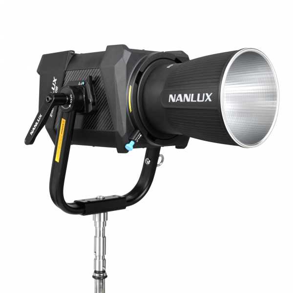 NANLUX Evoke 1200B ST-KIT Bi-Color, Studio-Scheinwerfer Kit Evoke 1200B, inkl. Transportkoffer (Trolley)