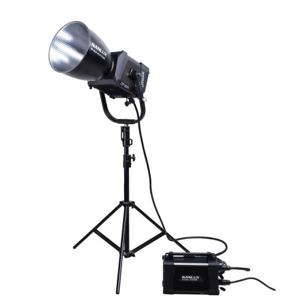 NANLUX Evoke 2400B ST-Kit Bi-Color LED COB Studio-Scheinwerfer 2700K - 6500K, Trolley Case Kit