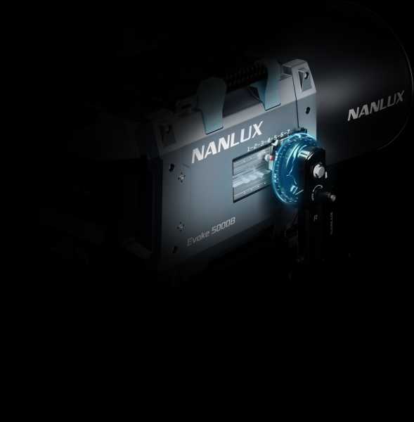 NANLUX Evoke 5000B, 5000 W Bi-Color LED Spotlight CCT Leuchte