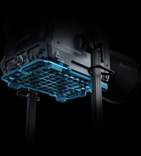 NANLUX Evoke 5000B, 5000 W Bi-Color LED Spotlight CCT Leuchte