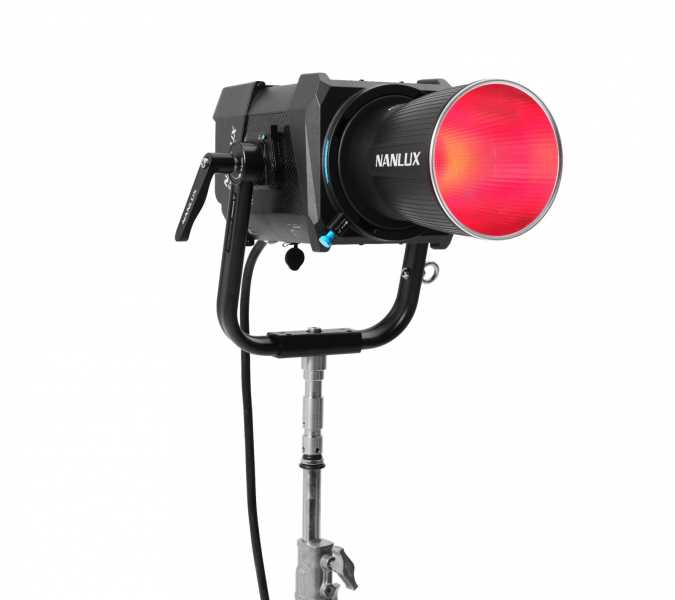NANLUX Evoke 900C ST-KIT Full-Color