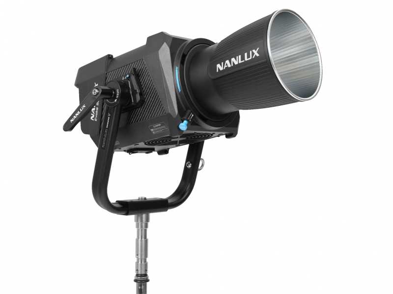 NANLUX Evoke 900C ST-KIT Full-Color