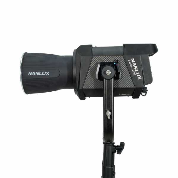 NANLUX Evoke 1200 ST-KIT, LED Studio Scheinwerfer mit 5600 K, 1200 W inkl. Trolley u. Funk-Fernbedienung