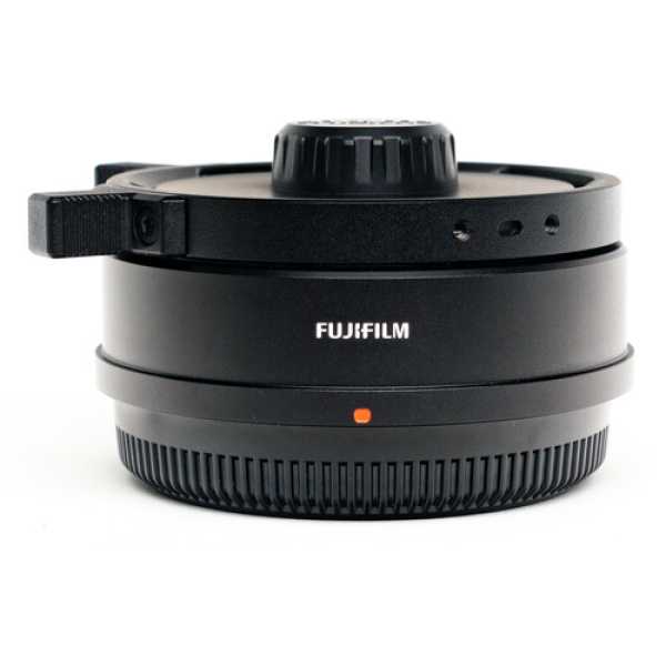 Fujifilm GFX ETERNA 55, CMOS Sensor 102 MP ll HS mit Primärfarbfilter, nativer G-Mount
