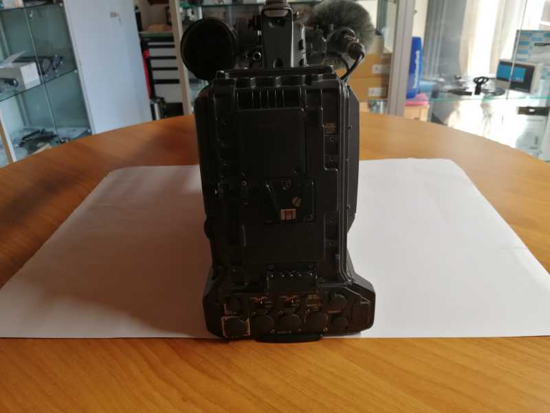 GEBRAUCHT - SONY PMW-500; HDVF-20A; ECM-680S; Windschutz; XDCAM HD 422 Schulter Kamera/Camcorder