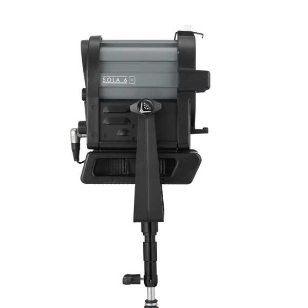 104 Watt LED Licht LitePanels SOLA 6+ Fresnel Tageslicht