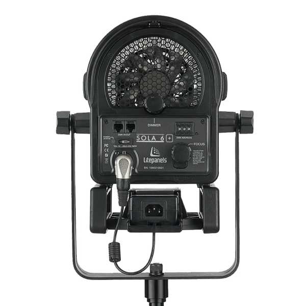 104 Watt LED Licht LitePanels SOLA 6+ Fresnel Tageslicht